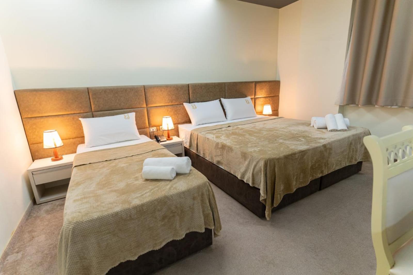 Alko Hotel Shkodër Buitenkant foto