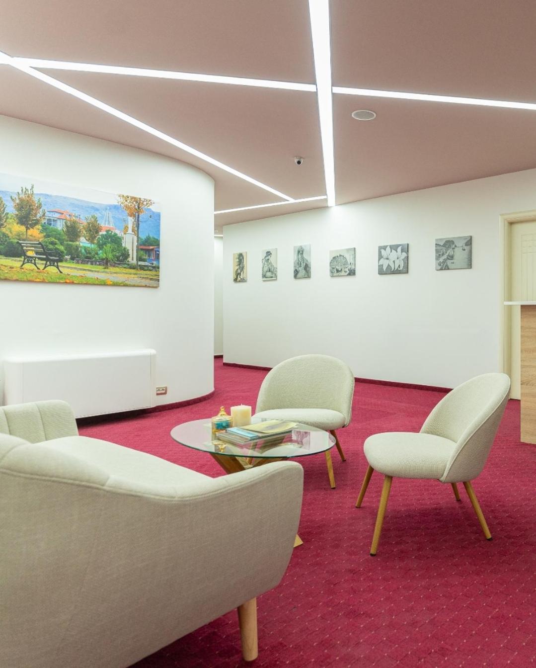 Alko Hotel Shkodër Buitenkant foto