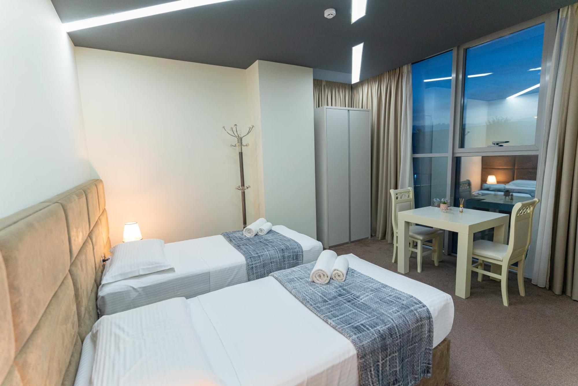 Alko Hotel Shkodër Buitenkant foto