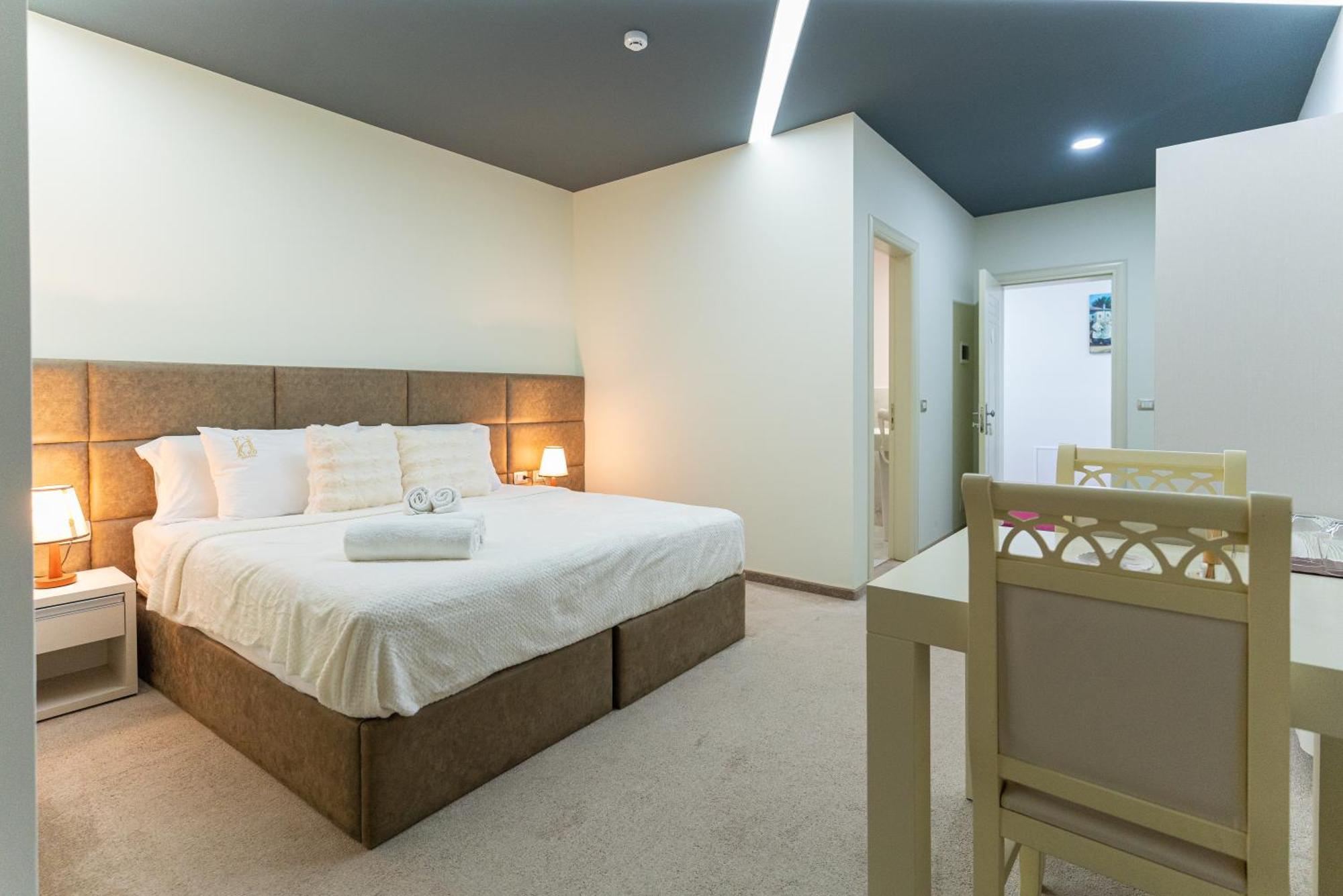 Alko Hotel Shkodër Buitenkant foto