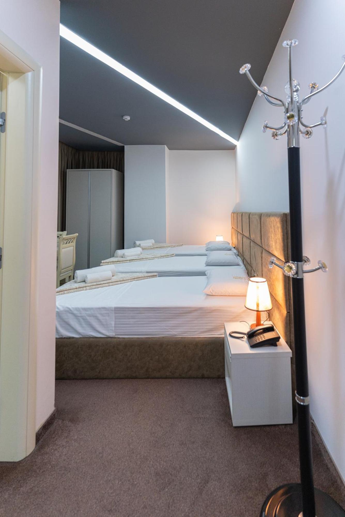 Alko Hotel Shkodër Kamer foto