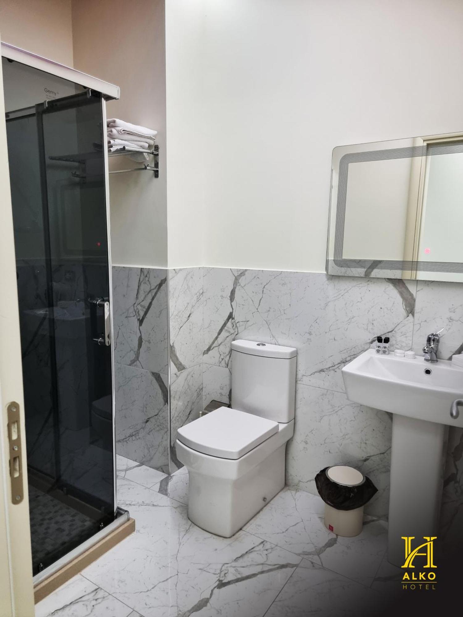 Alko Hotel Shkodër Buitenkant foto